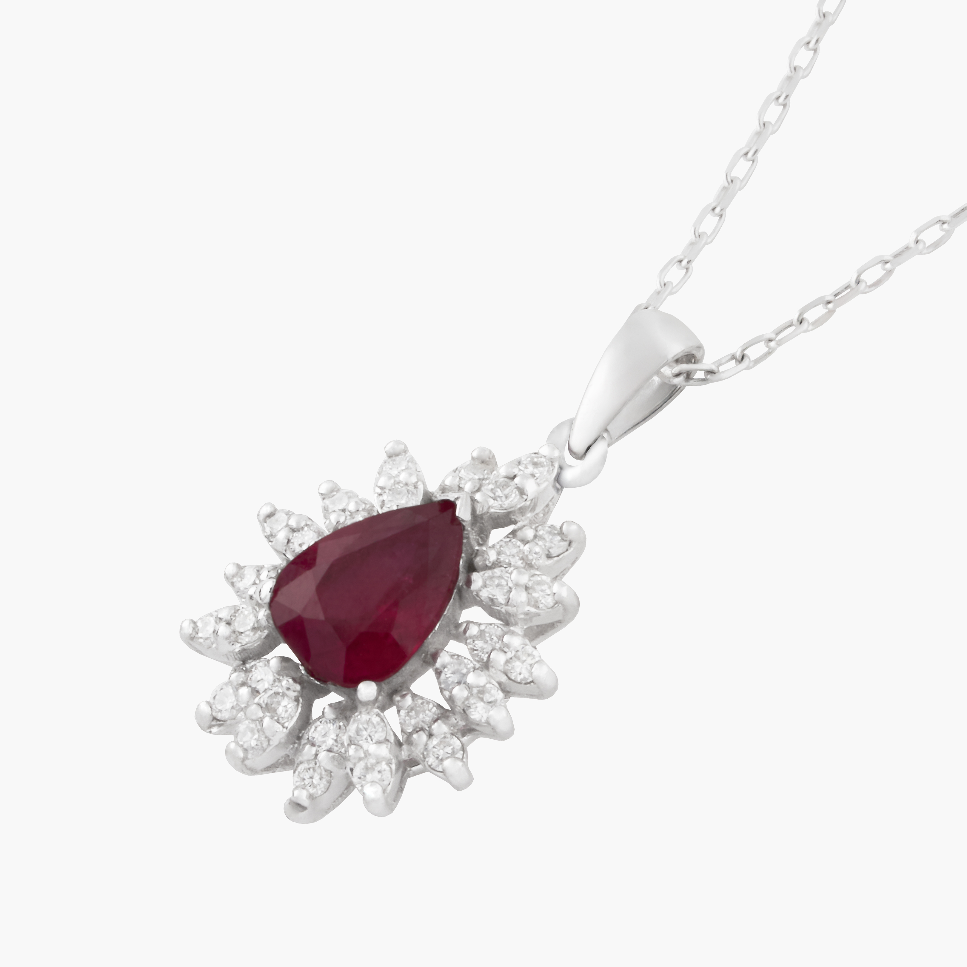 Colgante Rubí Con Racimo Diamantes 2