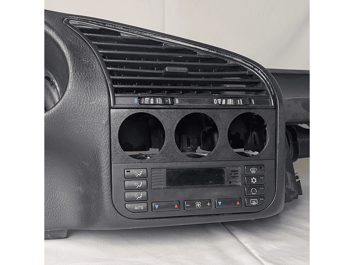 BMW E36 Suporte para 3 Manómetros de 52 mm Rádio 4