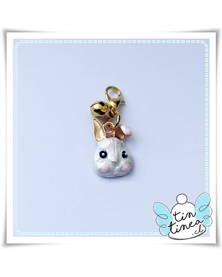 Charm Conejo