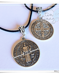 Medallón de San Benito