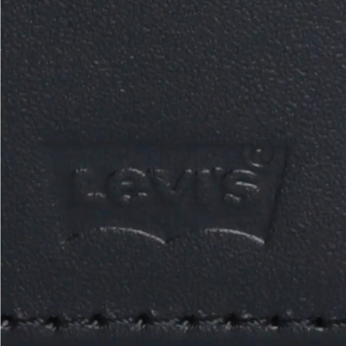 BILLETERA BIFOLD WALLET LEVIS NEGRA  3