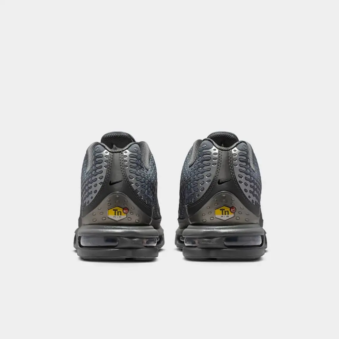 NIKE AIR MAX PLUS VII 5