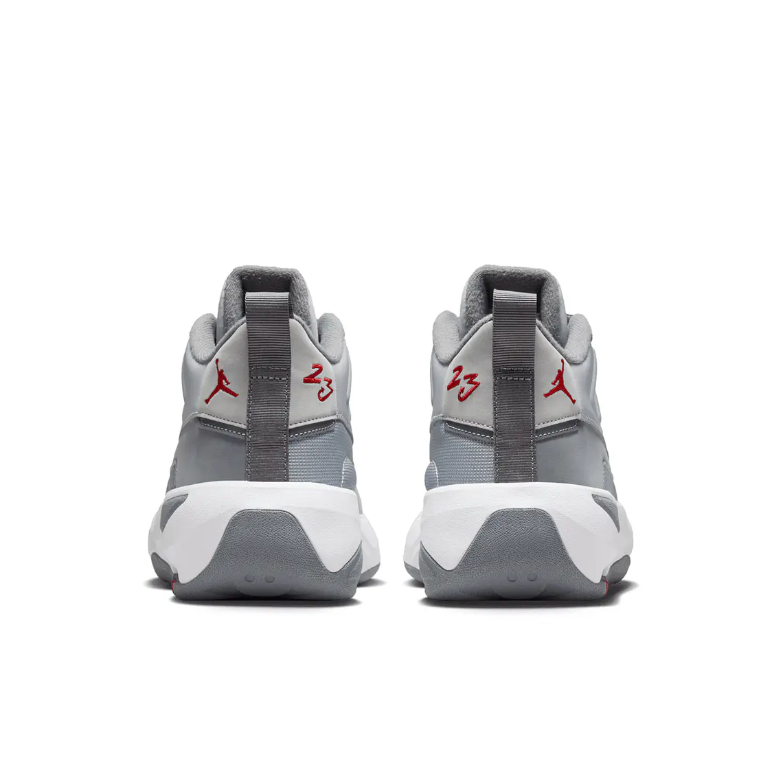 JORDAN MAX AURA 7 5