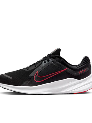 NIKE QUEST 5