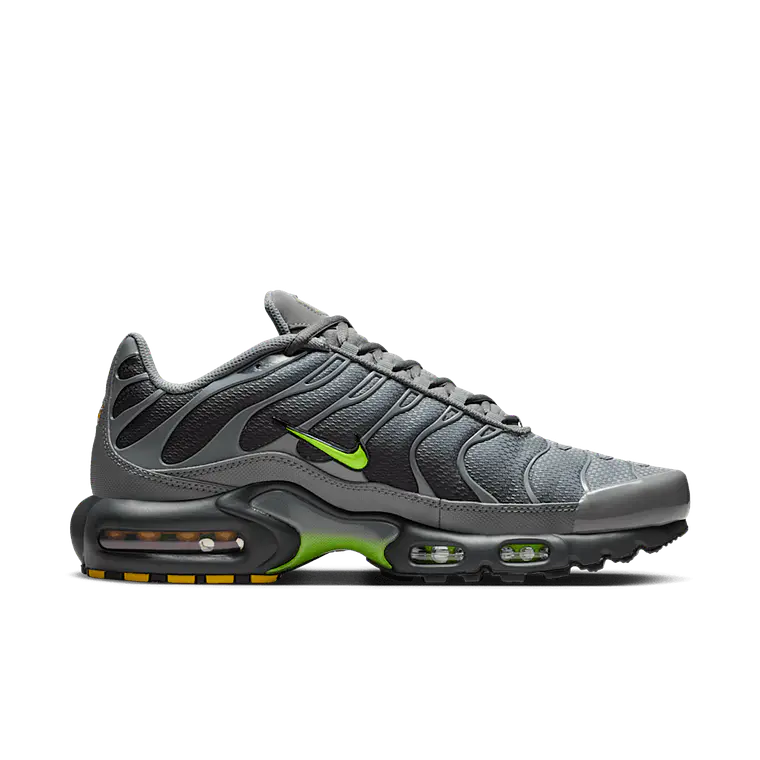 NIKE AIR MAX PLUS 3