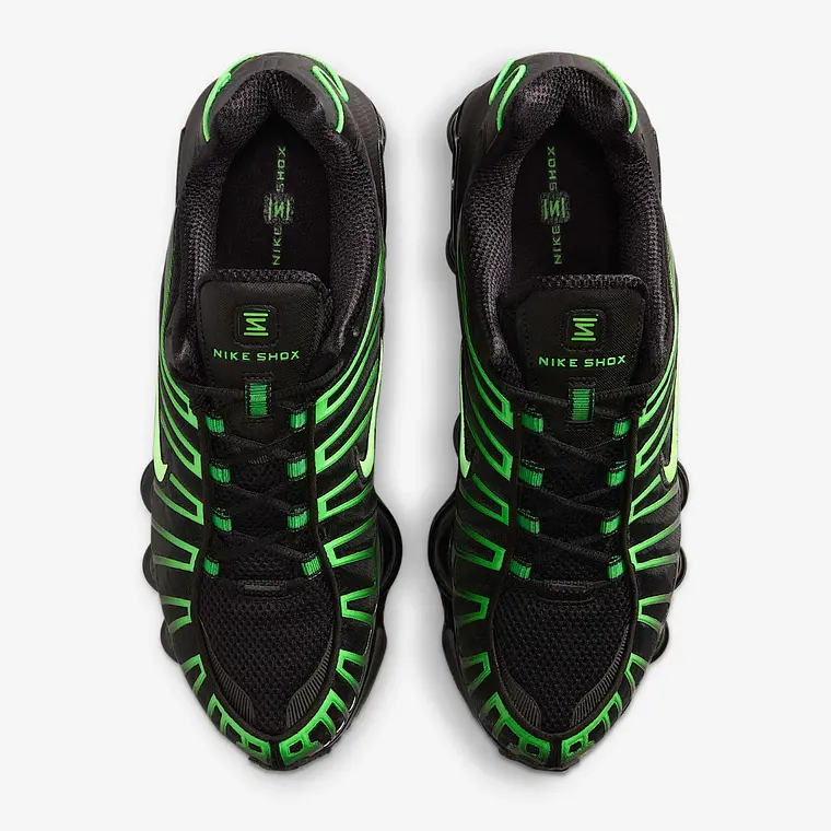 NIKE SHOX TL 7