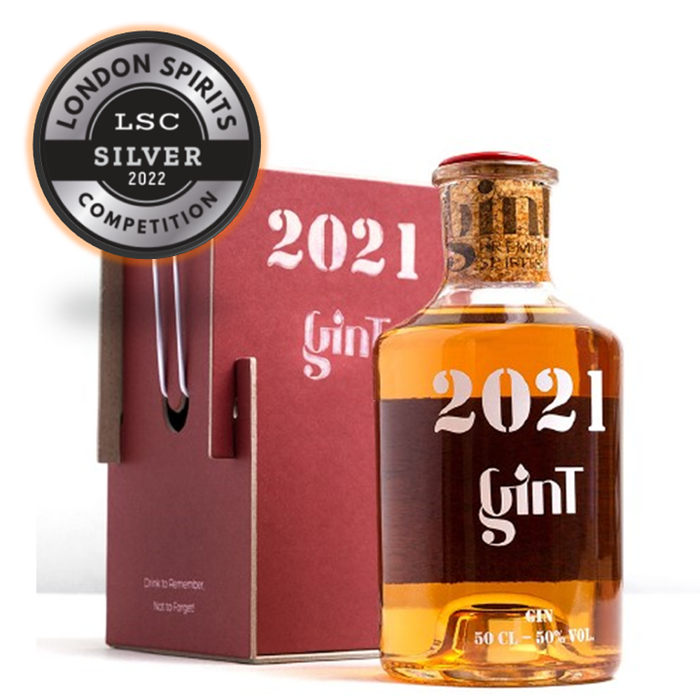 GinT 2022 aged in oak barrels (Port Wine)