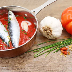 Petingas em tomate picante em conserva gourmet