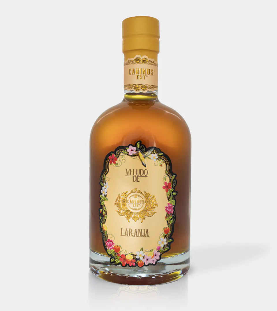 Licor de naranja 500ml en caja de regalo con lazo. 2