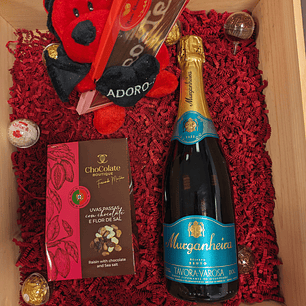 Cabaz Especial – Peluche, Chocolate Artesanal & Espumante Murganheira