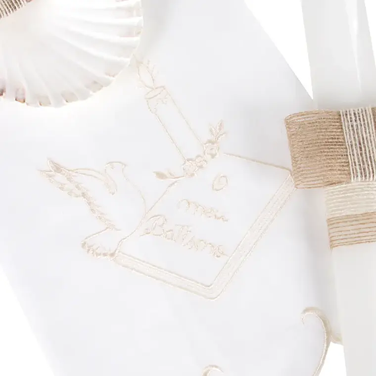Conjunto de Batismo 3 Peças – Vela, Concha e Toalha 1