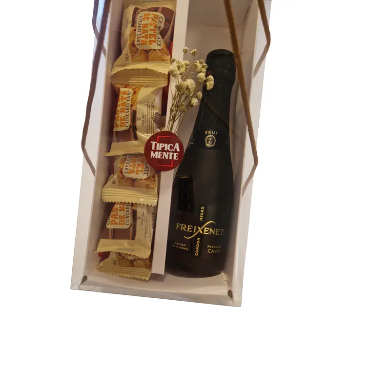 Caixa com alças gourmet com bebida e chocolate 5