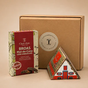 Paquete Gourmet: Sabores tradicionales de la isla de Madeira en una caja gourmet.