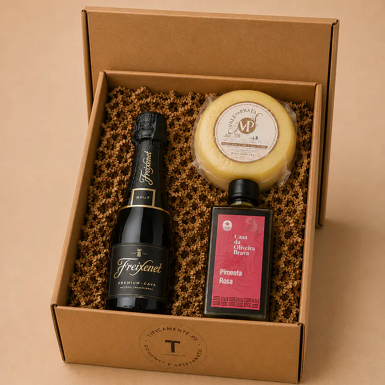 Special gourmet basket with beverage, flavored olive oil, and cheese. 2