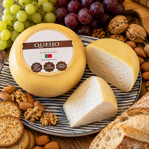 Queso cremoso, curado durante 30 días.