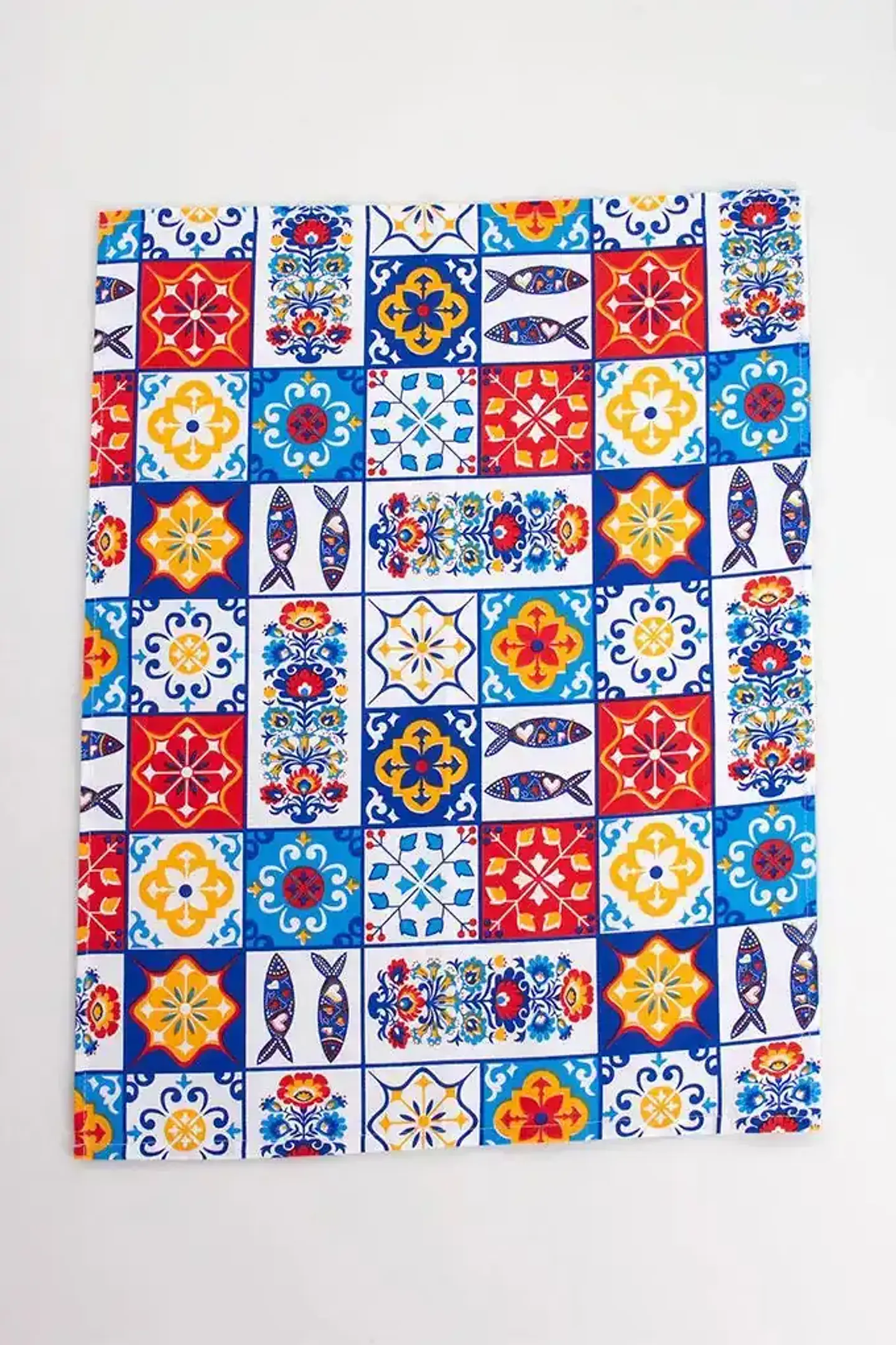 Regional Kitchen Towel with Portuguese Tiles in Twill Fabric 2