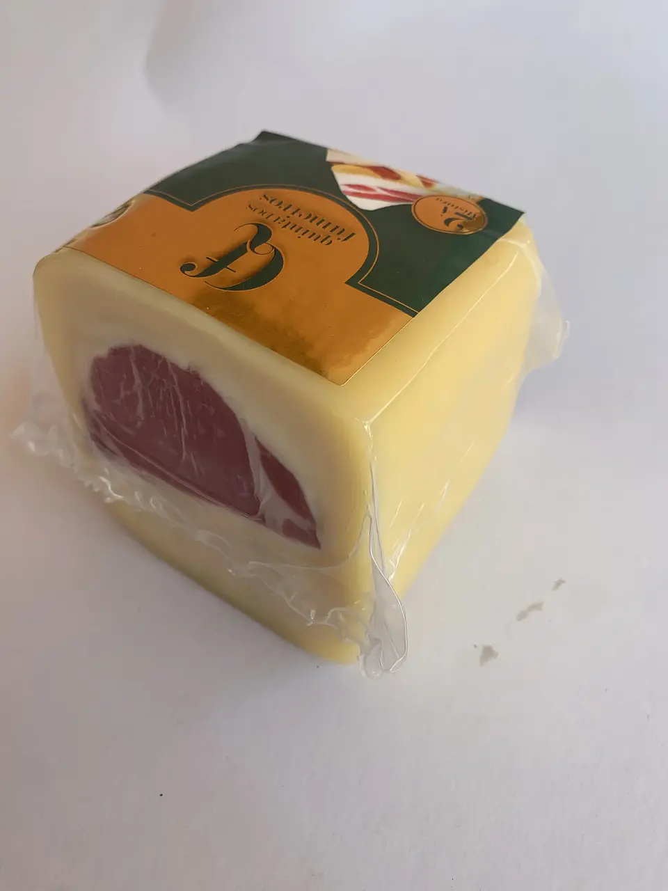 Queso artesanal con cuello 5