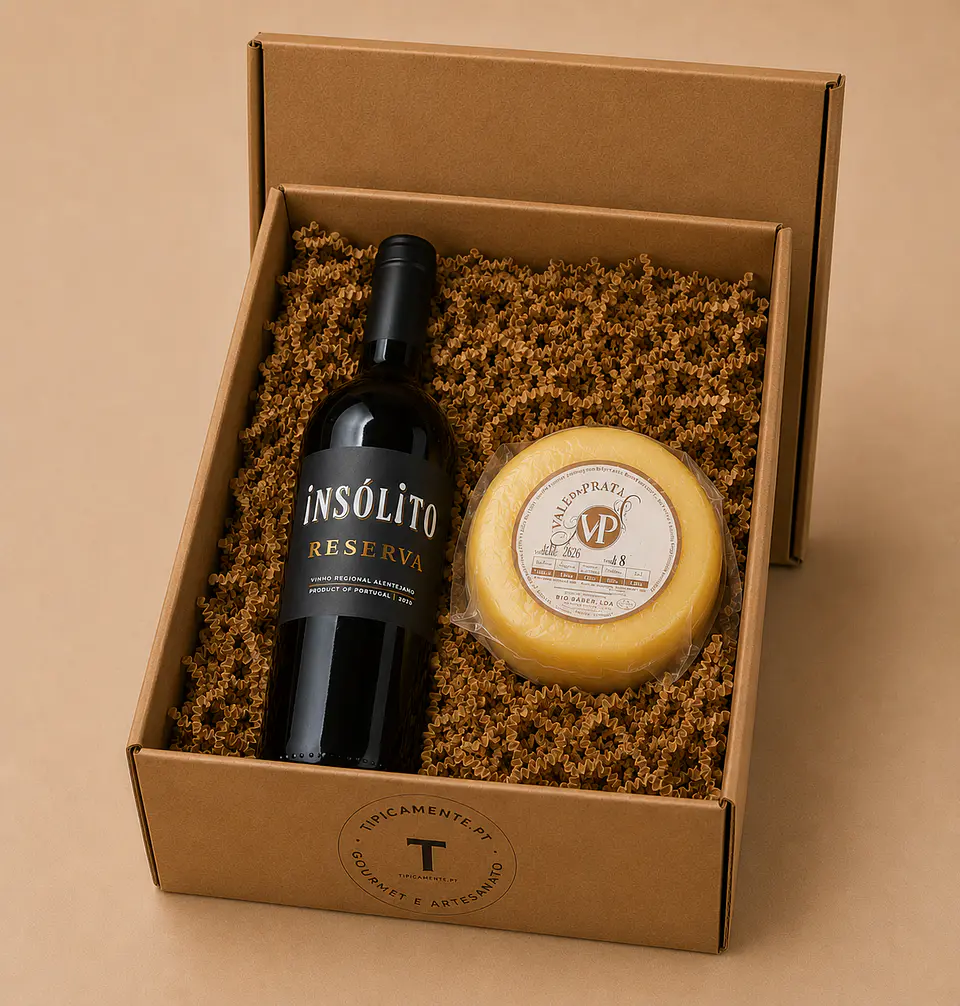 Special gourmet cheese and wine basket 1