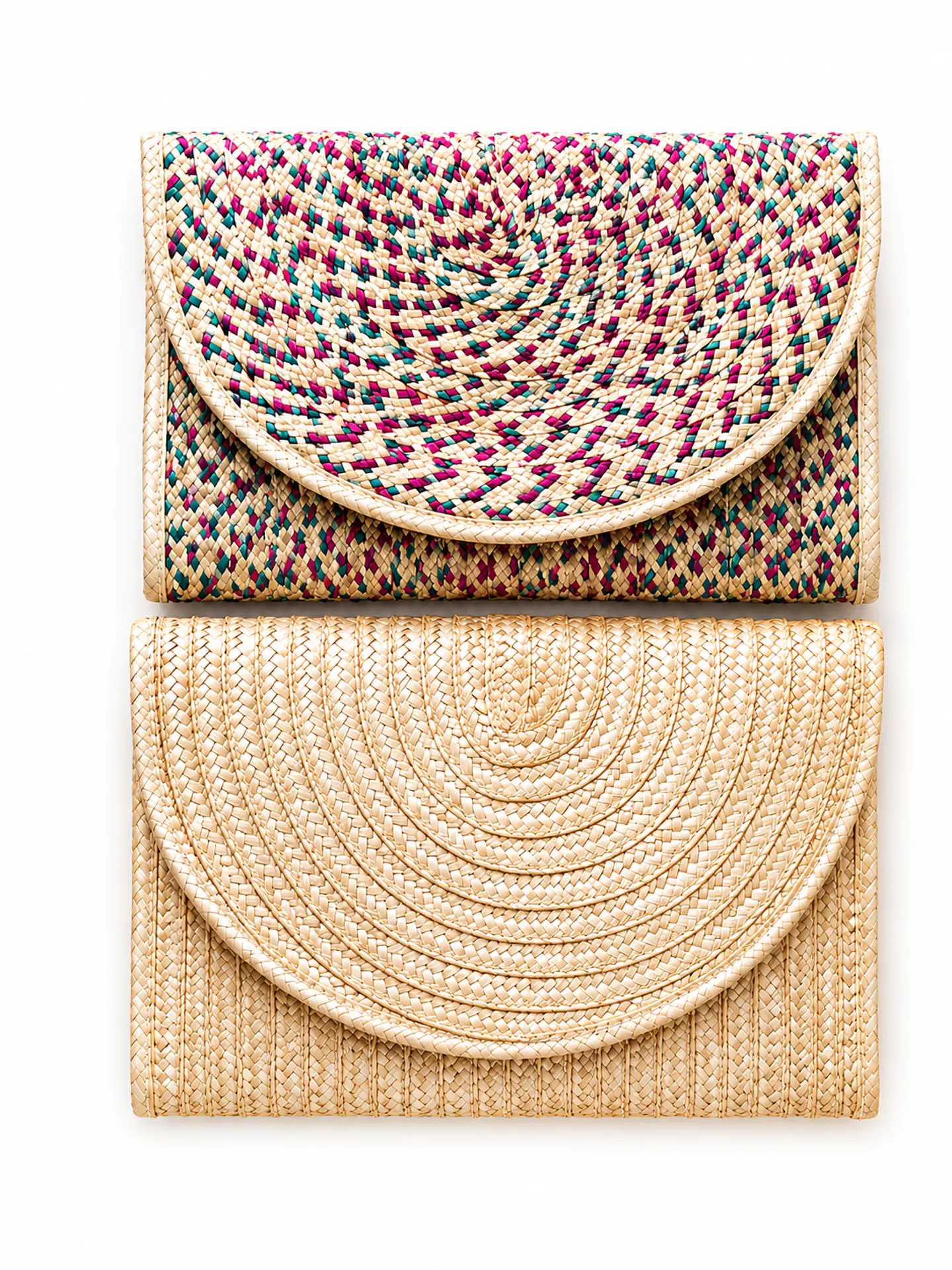 Bolso tipo cartera de palma artesanal 2