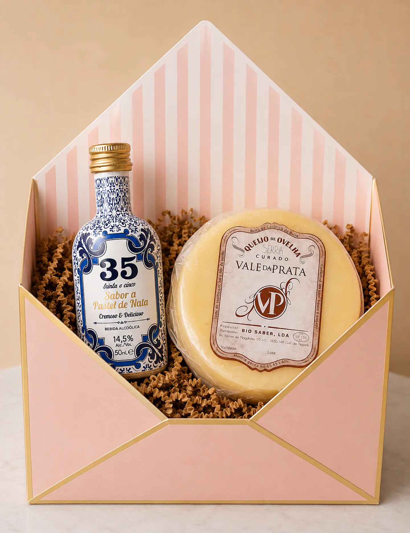 Pastel de Nata Liqueur & Portuguese Cheese Pack 2