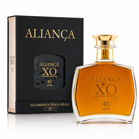 Aguardente Vínica Aliança XO 40 anos 50cl