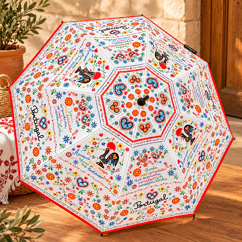 Guarda-chuva com padrão e símbolos tradicionais portugueses