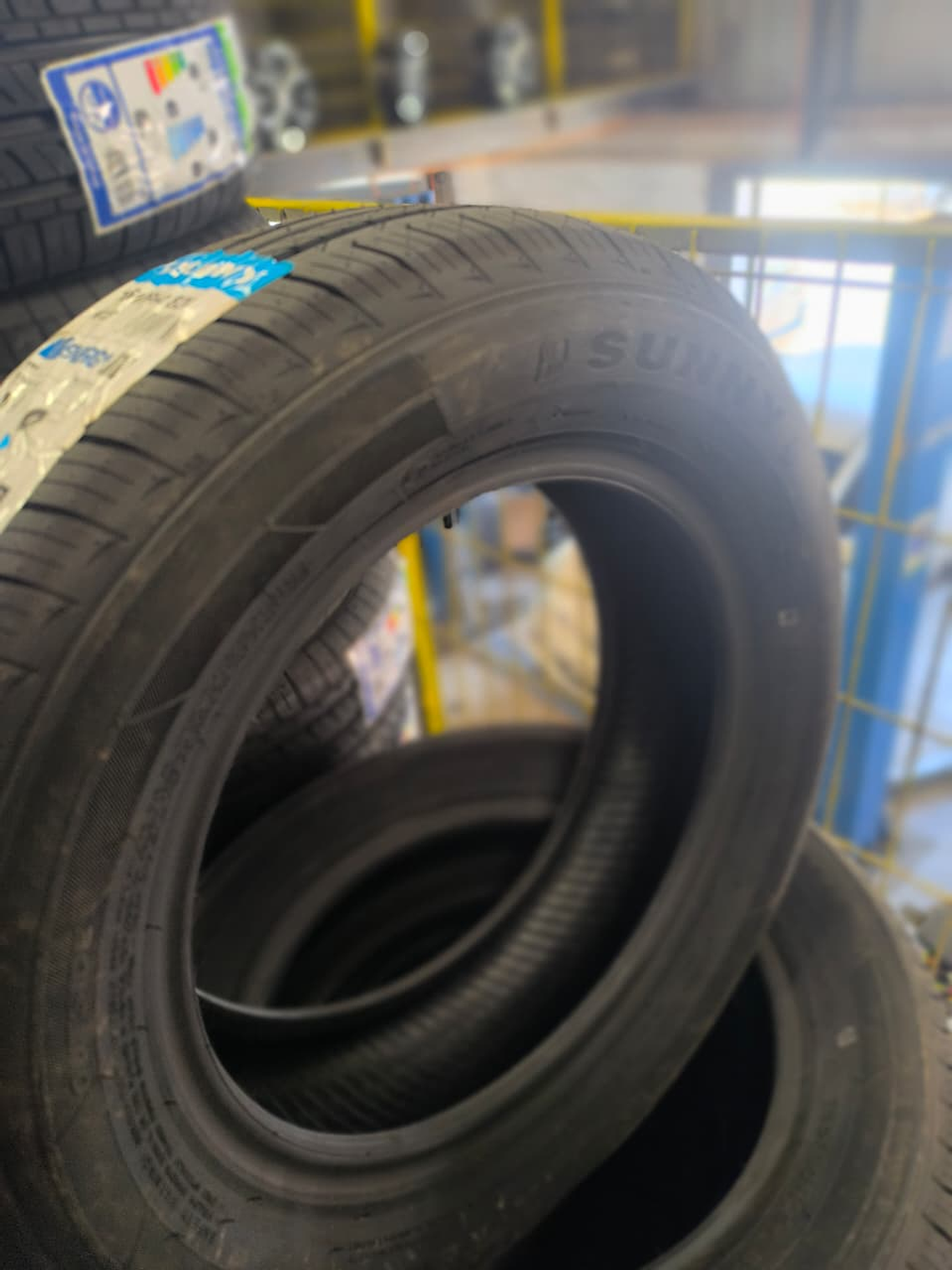 185/60 r14 MARCA SUNNY MODELO NP226 2