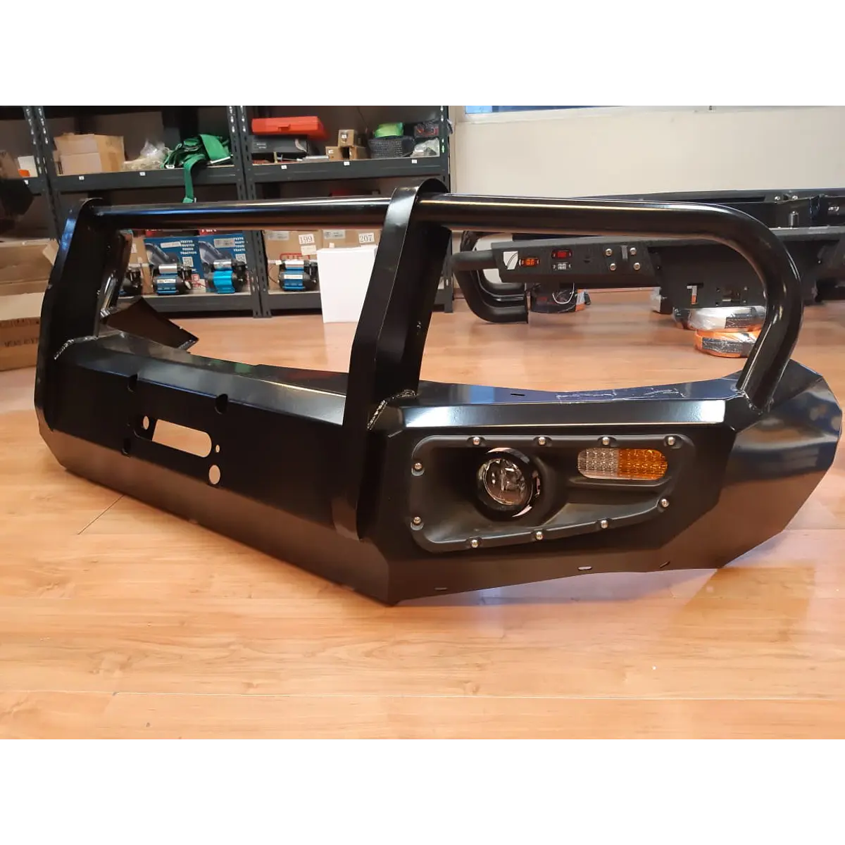 Bumper Delantero Mitsubishi L200 15-18