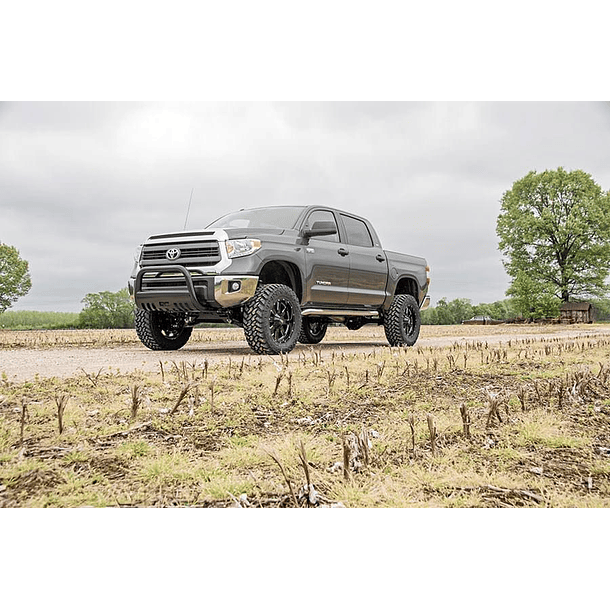 Rough Country Toyota Tundra 6