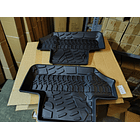 Pisos plásticos para Jeep Wrangler JK - 2 PUERTAS 1