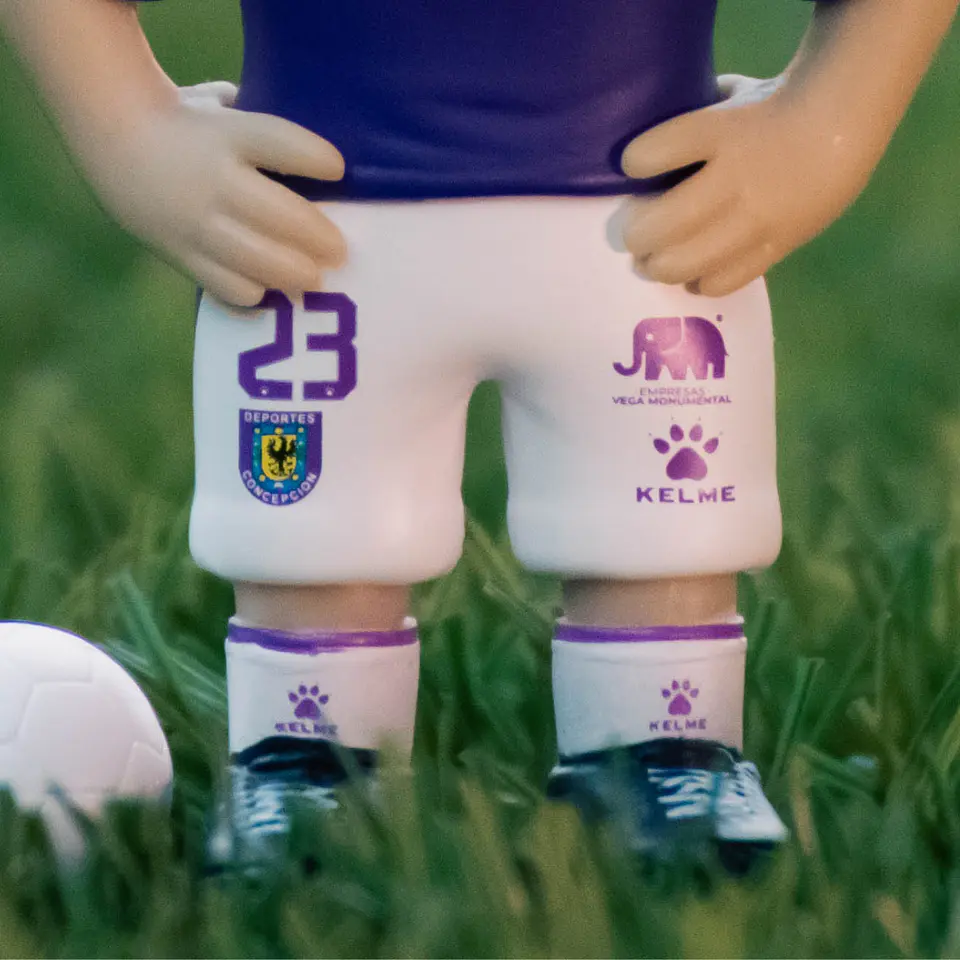 Figura Deportes Concepcion Camiseta Titular #23 – Edición Ascenso Histórico 7