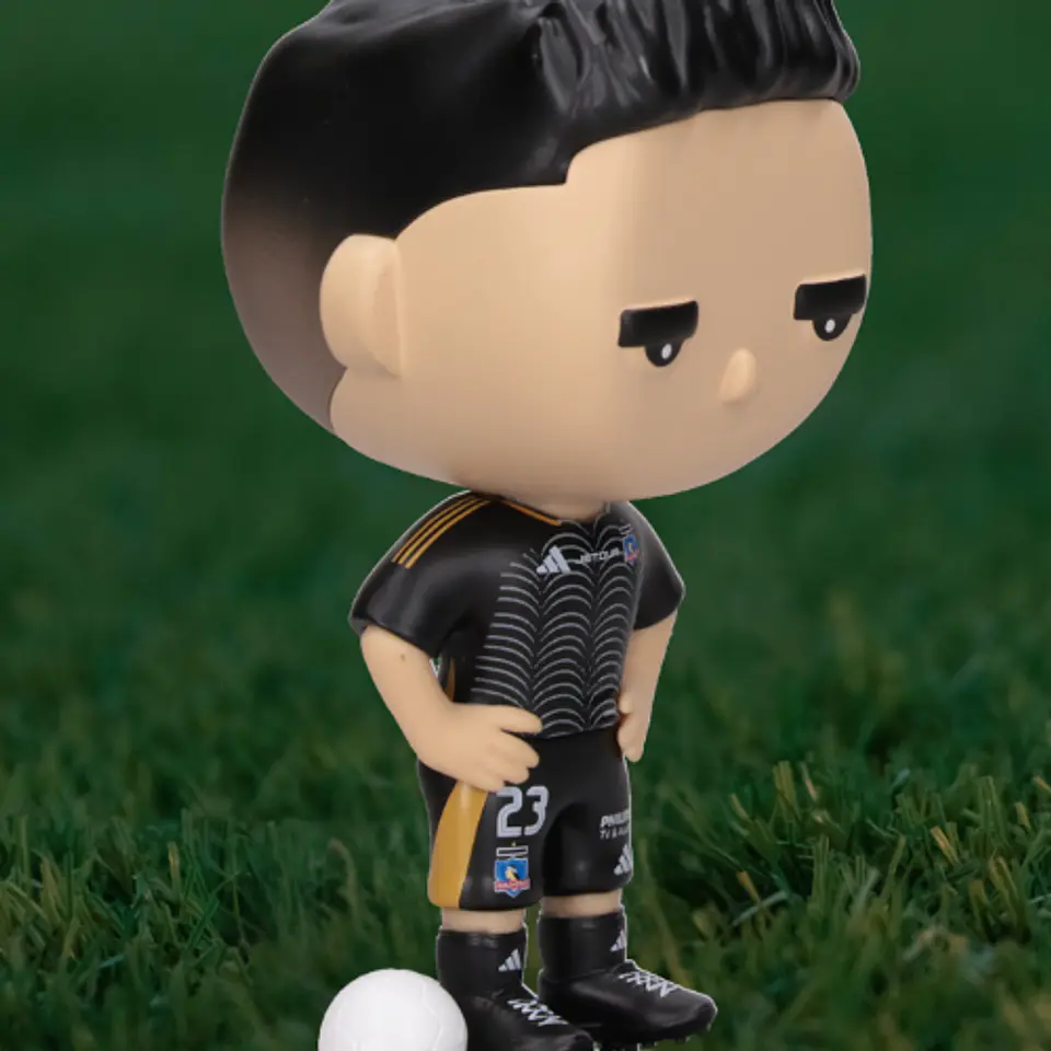 Figura Colo-Colo Camiseta Reserva #23 Arturo Vidal – Edición Centenario 4