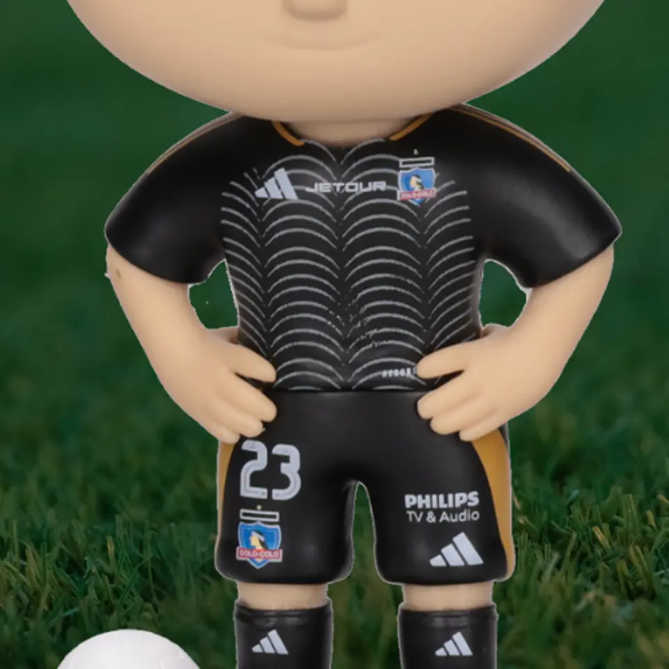 Figura Colo-Colo Camiseta Reserva #23 Arturo Vidal – Edición Centenario 5