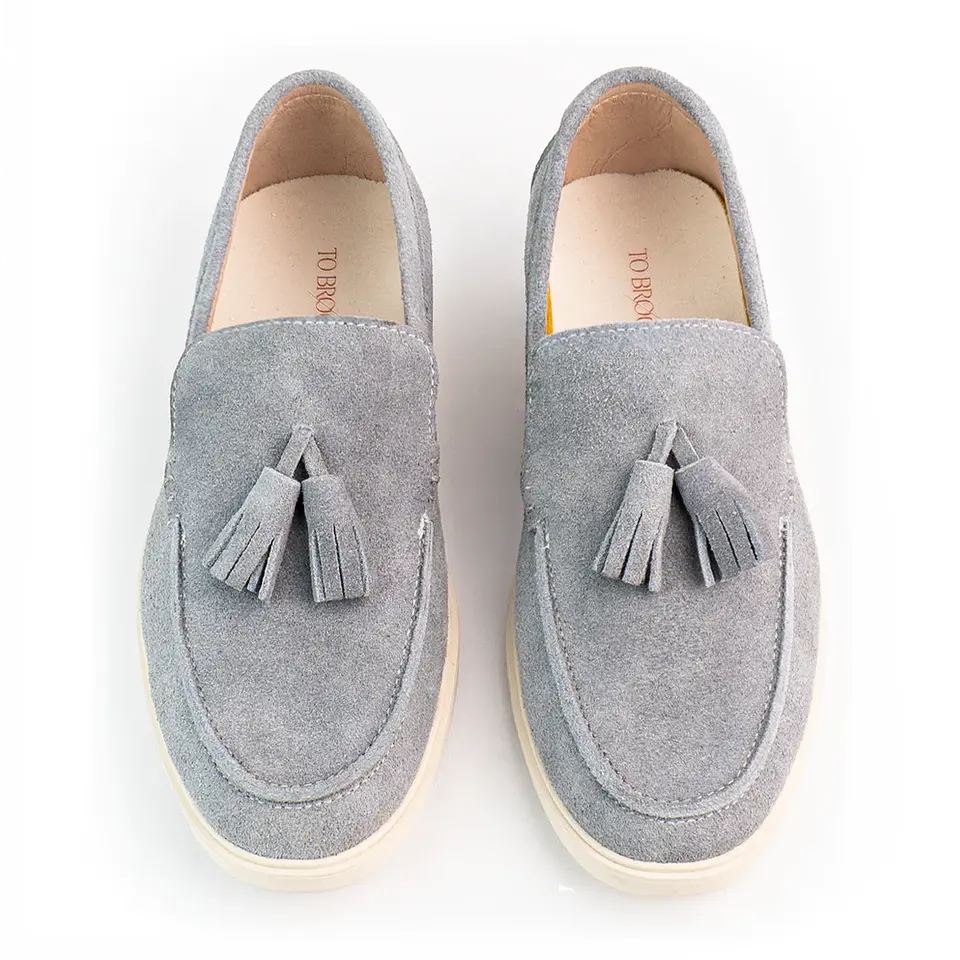 Mocasines para hombre en cuero carnaza - TARTÁN - Color gris 2