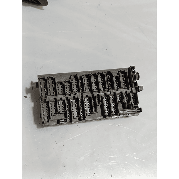 Caixa de Fusíveis Seat, Volkswagen e Audi 357 937 039 3