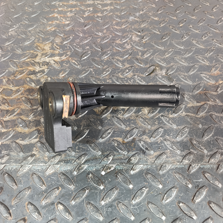 Capteur de niveau d'huile Mercedes W168 A 004 153 54 28 4