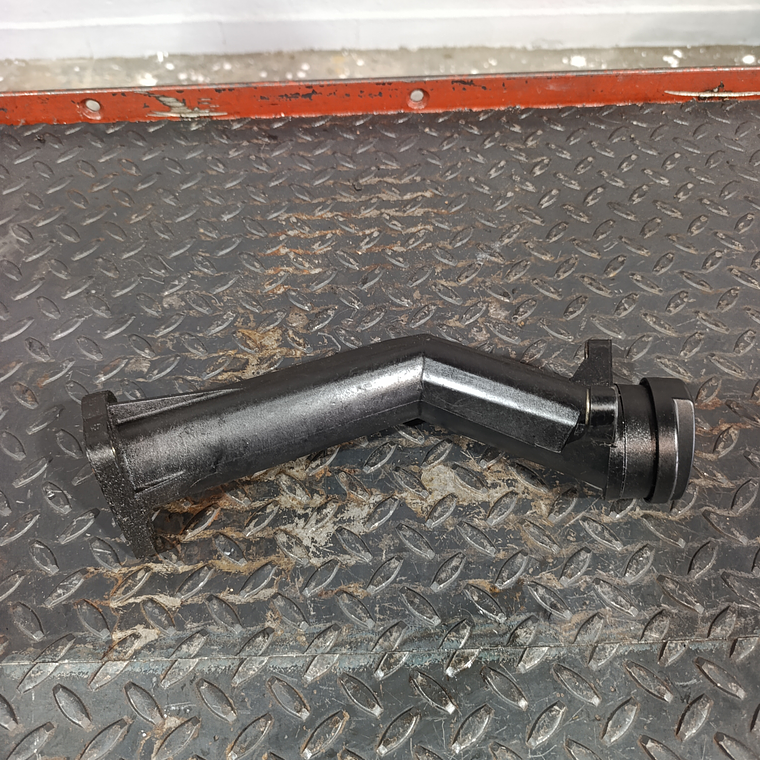 Mercedes W168 A 668 016 00 29 oil filler tube 5