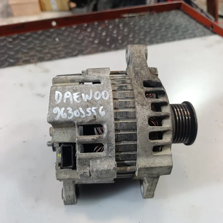 Daewoo Lanos Alternator 96303556 1
