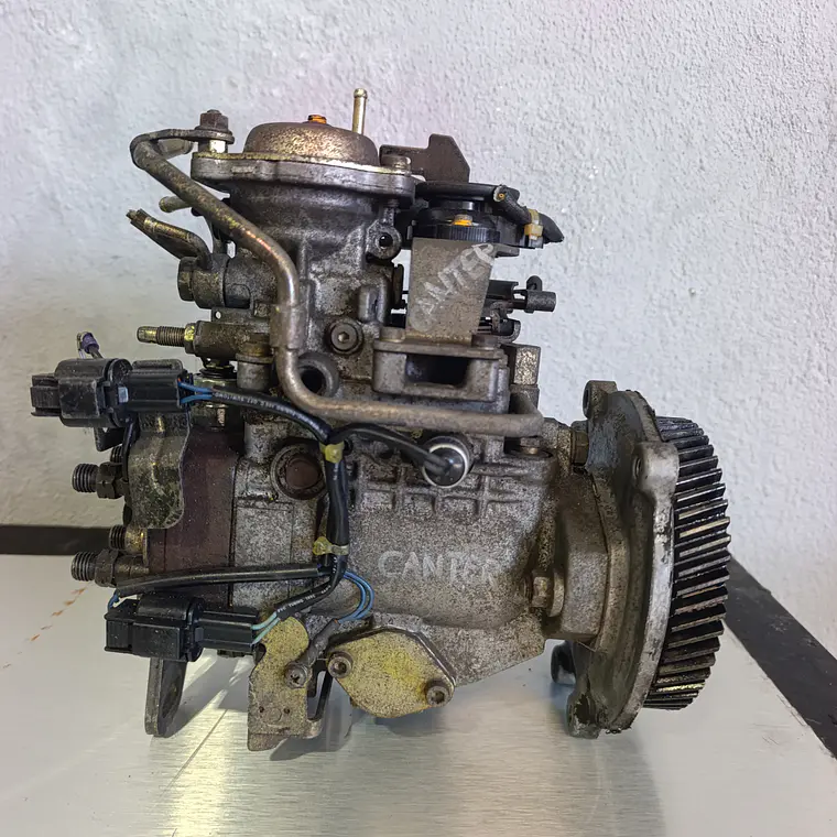 Bomba injetora Mitsubishi Canter 2 5