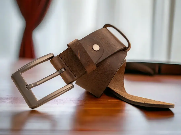 Cinturón para hombre en cuero color café  1