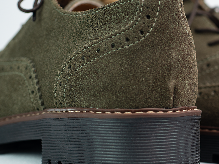 Zapatos Oxford de mujer en cuero carnaza color verde oliva 4