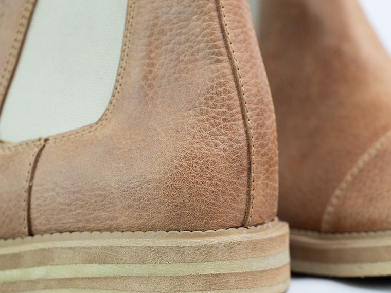 Botas mujer chelsea en cuero liso color Beige  4