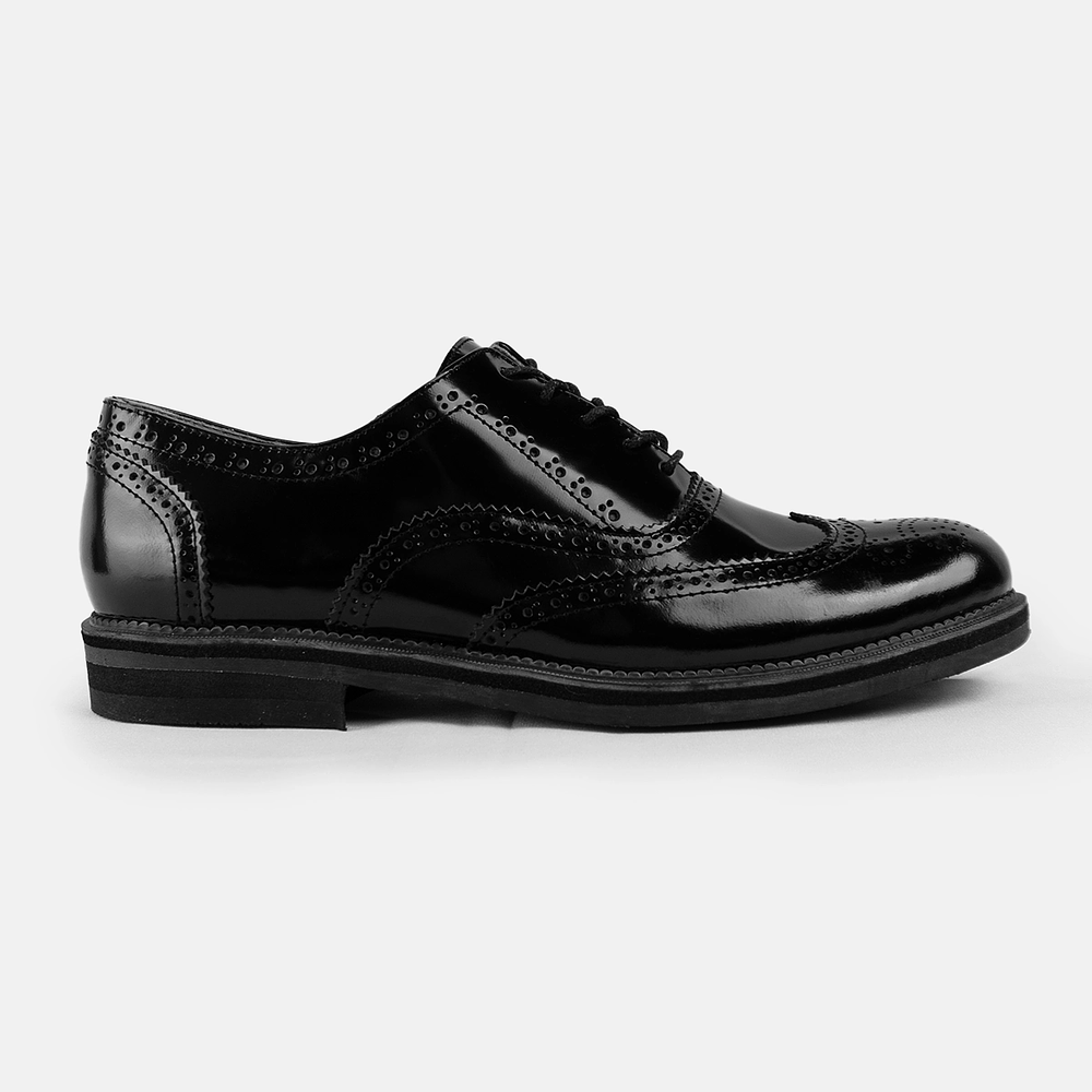 Zapato para hombre brogues en cuero charol