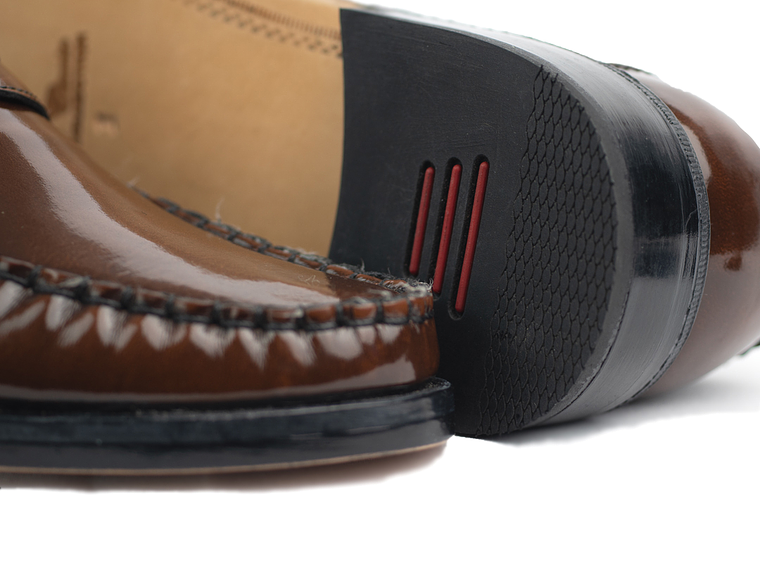 Mocasines Caledonian en charol - Color café 4