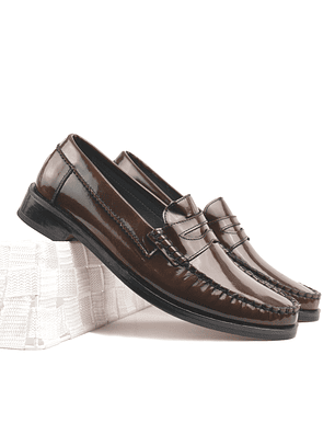 Mocasines Caledonian en charol - Color café