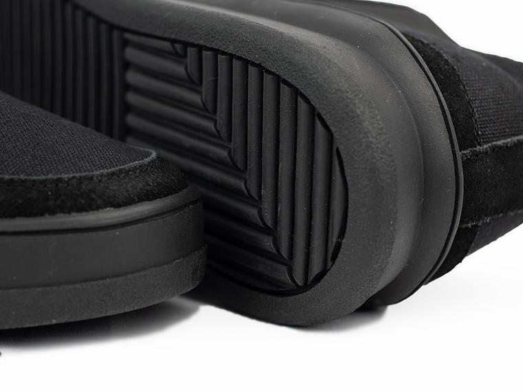 Tenis para hombre tipo bota en materiales eco - BAT - Color negro 4