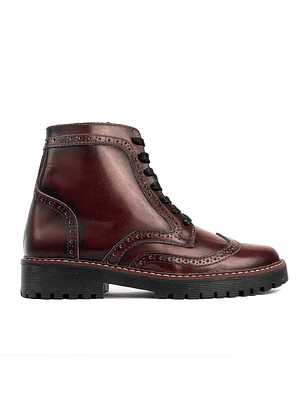 Botas mujer de amarrar en cuero charolado y grabados tipo brogues color vinotinto