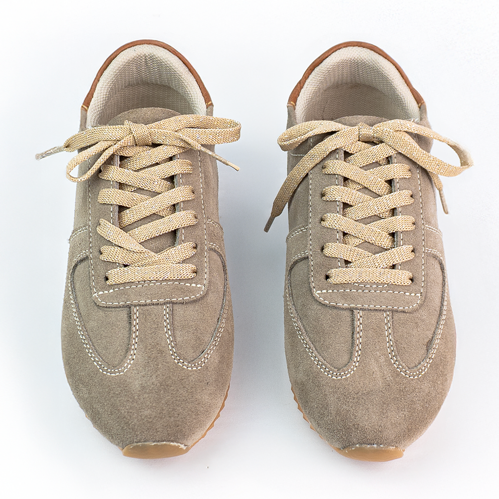 Tenis para mujer en cuero carnaza color Beige - INVE