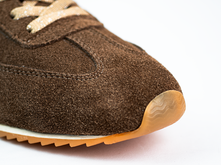 Tenis para mujer en cuero carnaza color chocolate - INVE 5