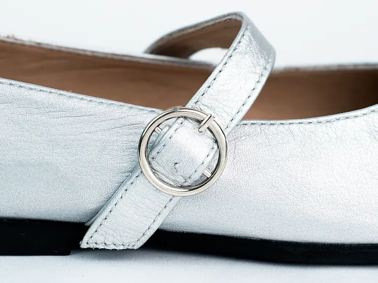 Bailarinas para mujer en cuero carnaza con hebilla – LIRIA - Color silver 4